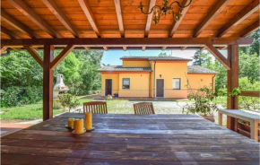 Stunning home in Caprino veronese with WiFi and 4 Bedrooms Caprino Veronese
